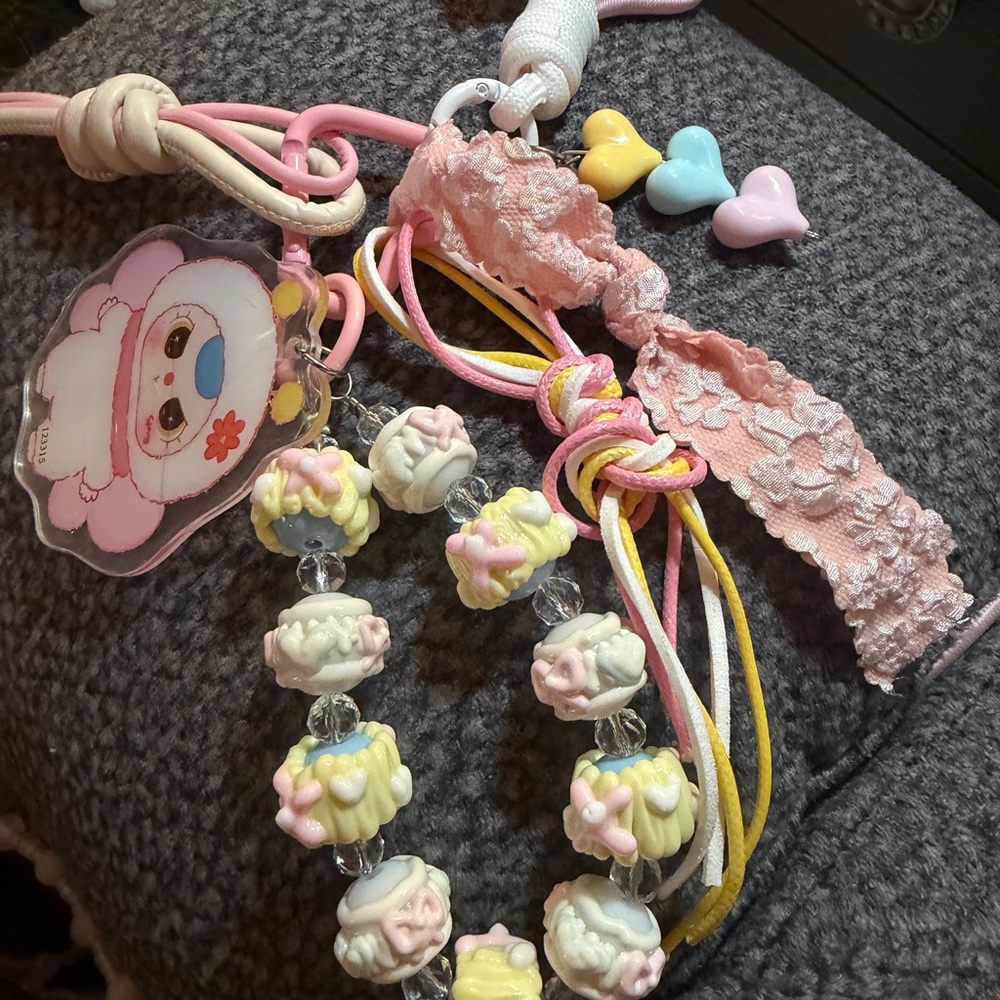 (BB3) Baby Three Official Keychain Yellow/Pink - Butterfly